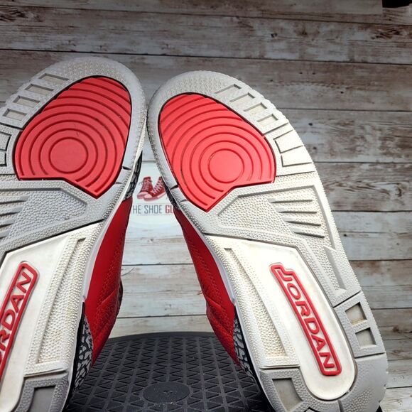 Air Jordan 3 Retro SE Unite Sneakers Boy's Size 4Y Lace Up Athletic Shoes - Picture 9 of 9